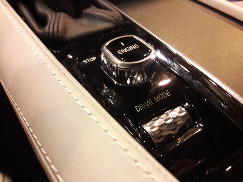 Possibly my favorite interior detail right here.